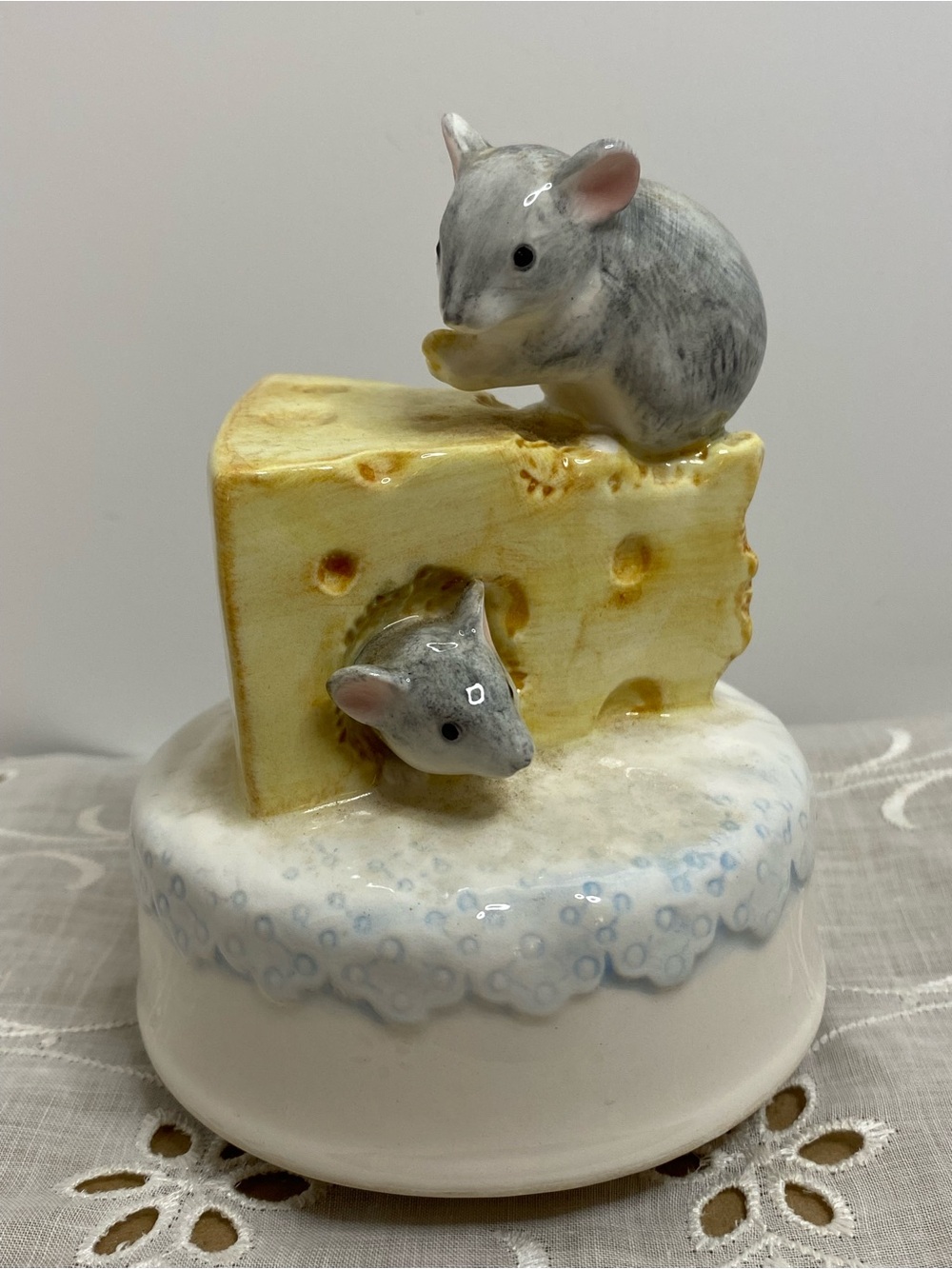 Otagiri Japan Music Box Mouse With Cheese Ceramic Figurine Vintage